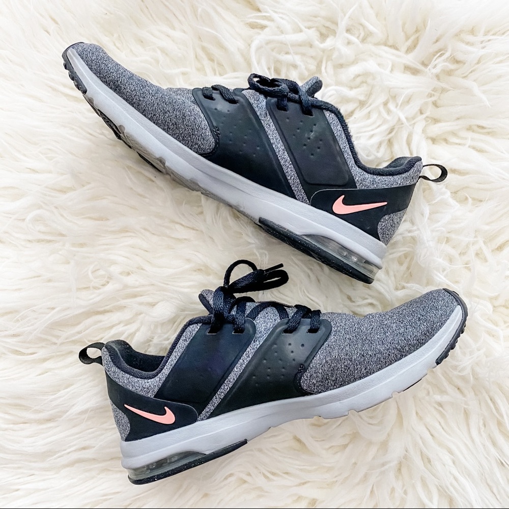 Nike Air Bella TR Training Shoes